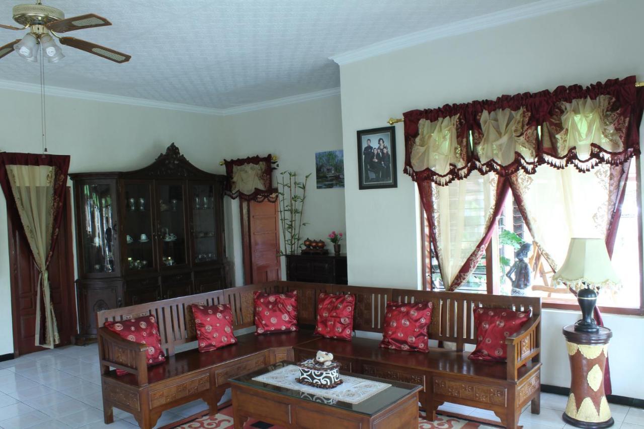 Marry Ind Gunung Kawi Guest House Malang Bumirejo Ngoại thất bức ảnh