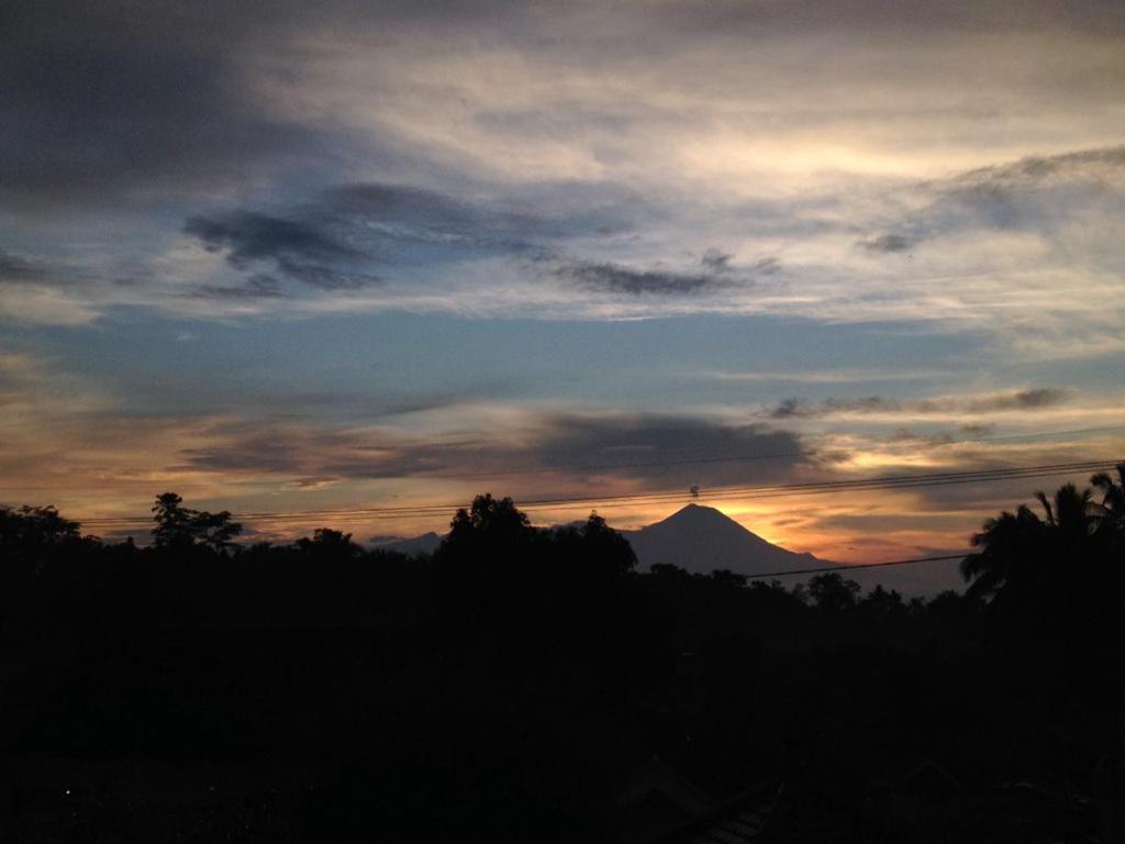 Marry Ind Gunung Kawi Guest House Malang Bumirejo Ngoại thất bức ảnh