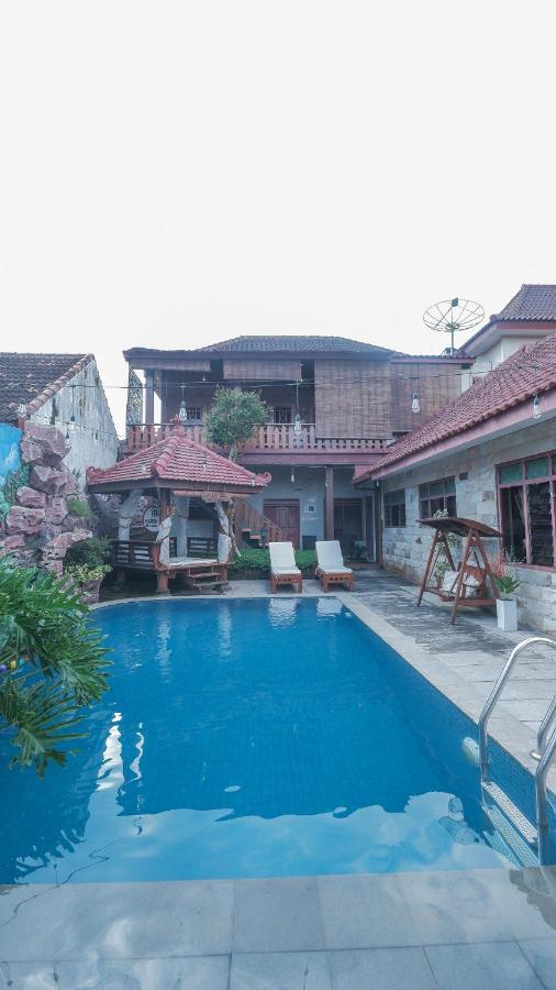 Marry Ind Gunung Kawi Guest House Malang Bumirejo Ngoại thất bức ảnh