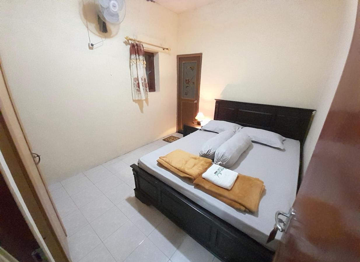 Marry Ind Gunung Kawi Guest House Malang Bumirejo Ngoại thất bức ảnh